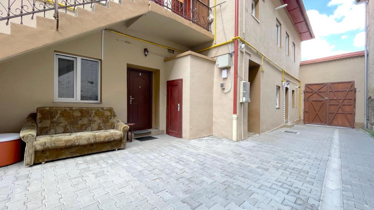 Apartamento Evu Long Street Braşov Exterior foto