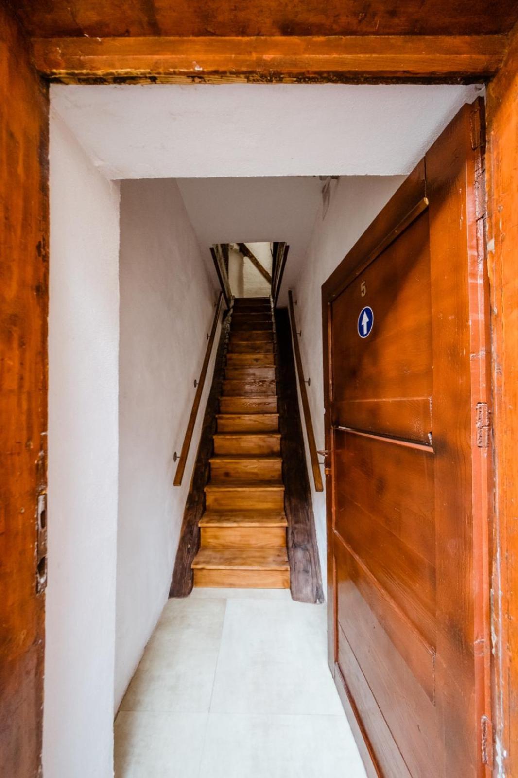Apartamento Evu Long Street Braşov Exterior foto